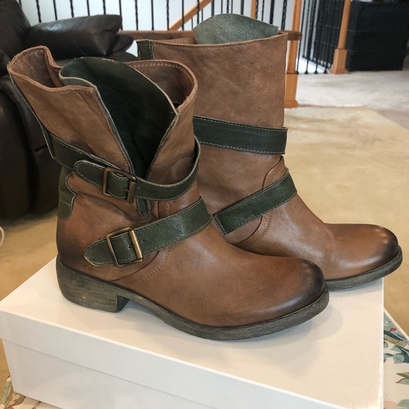 Sundance Short Strap Boots - size 37/US 7 - Picture 3 of 6